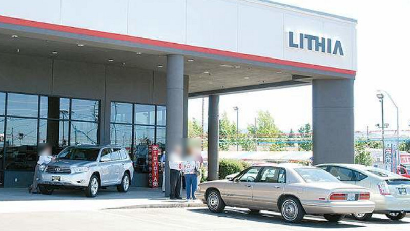 מוצר ממותג של Lithia Motors Inc