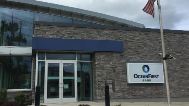 דוגמת מוצר של OceanFirst