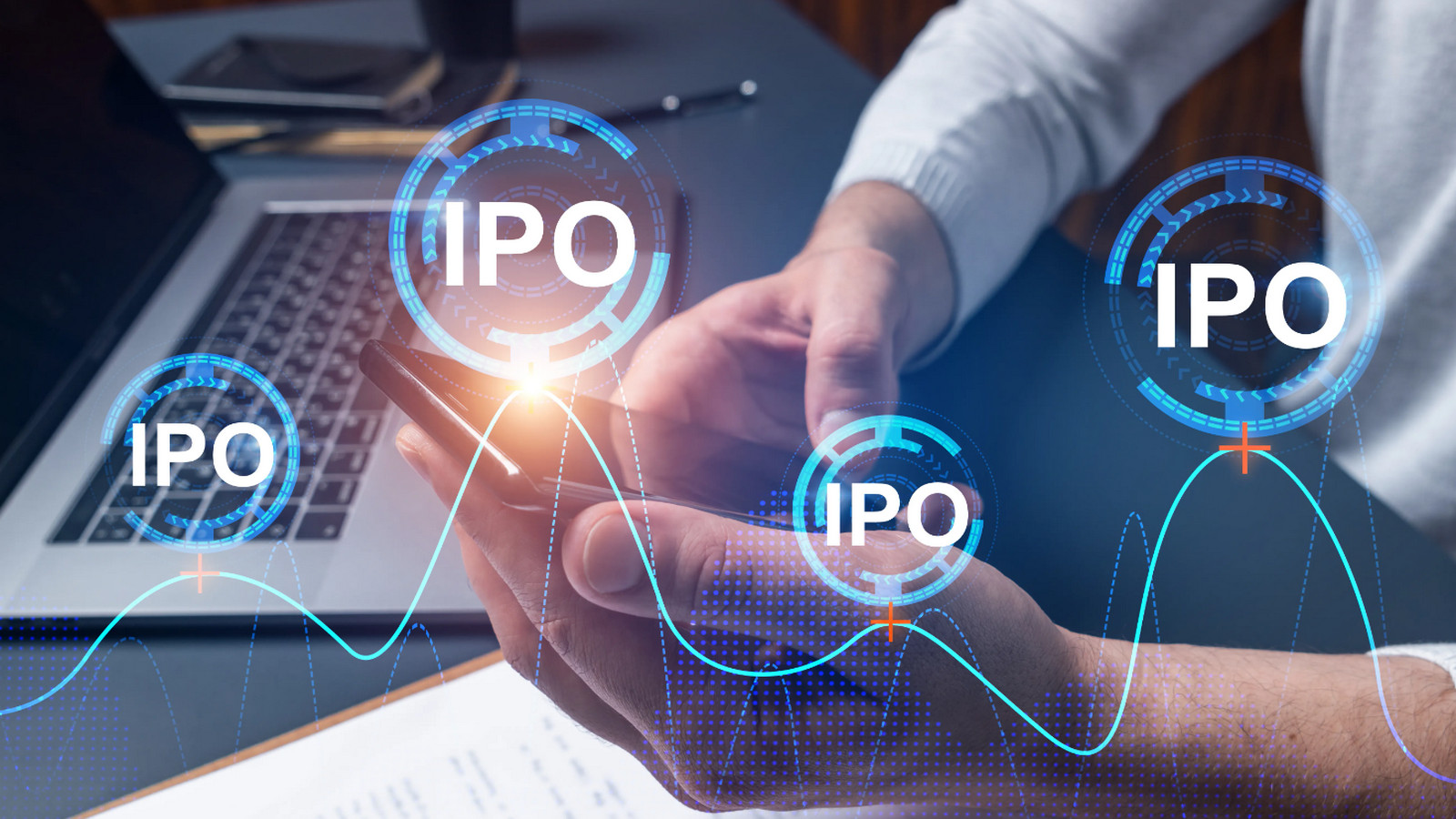 פריט של המותג Onfolio Holdings