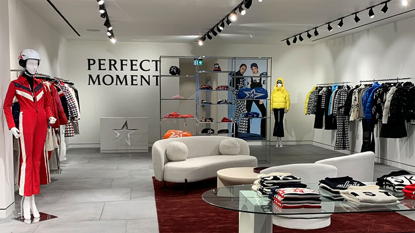 Produk merek Perfect Moment Ltd.