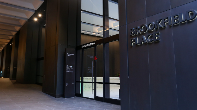 Sampel barang Brookfield RA Fund