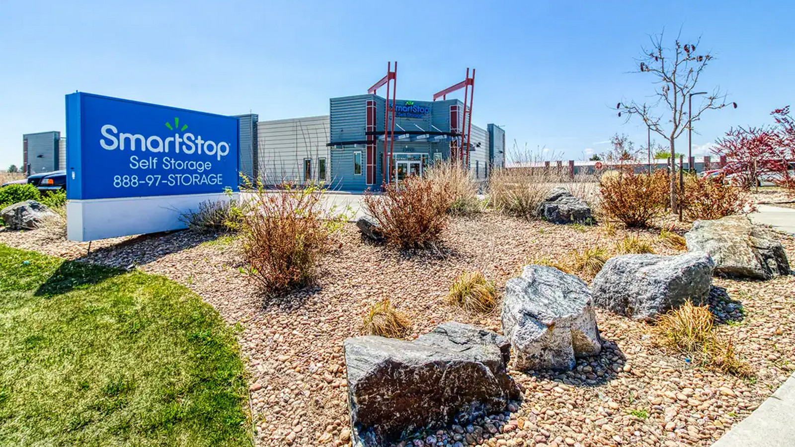 מוצרים מיוצרים של SmartStop Self Storage REIT, Inc.